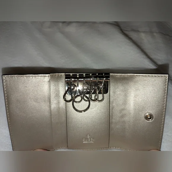 GUCCI Guccissima Leather 6 Rings Key Case Ribbon Gold GG Logo EUC - Picture 14 of 16